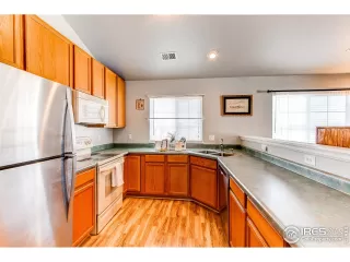 Photo #4: 961544 Listing