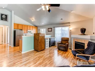 Photo #5: 961544 Listing