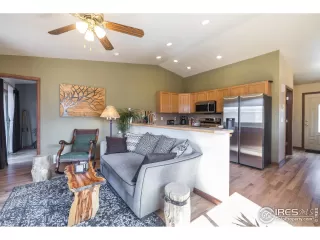 Photo #2: 961640 Listing