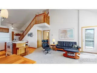 Photo #6: 961671 Listing