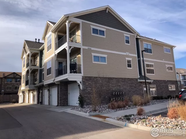 MLS: 961690 Condo For Sale