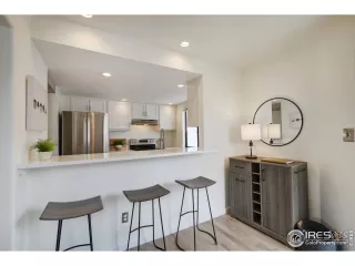 Photo #2: 961715 Listing