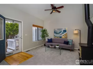 Photo #6: 961719 Listing