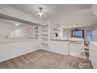 Photo #5: 961722 Listing