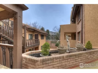 Photo #4: 961728 Listing