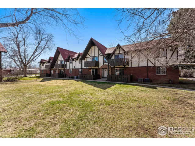 MLS: 961750 Condo For Sale