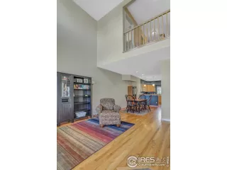 Photo #6: 961783 Listing