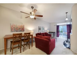 Photo #5: 961784 Listing