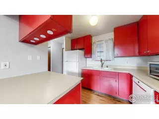 Photo #5: 961798 Listing