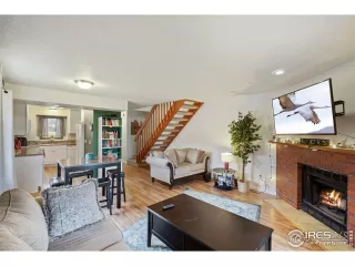 Photo #3: 961807 Listing