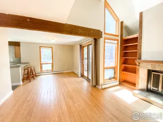 Photo #5: 961847 Listing 