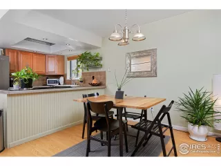 Photo #6: 961890 Listing 