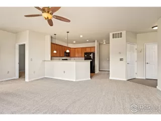 Photo #6: 961899 Listing