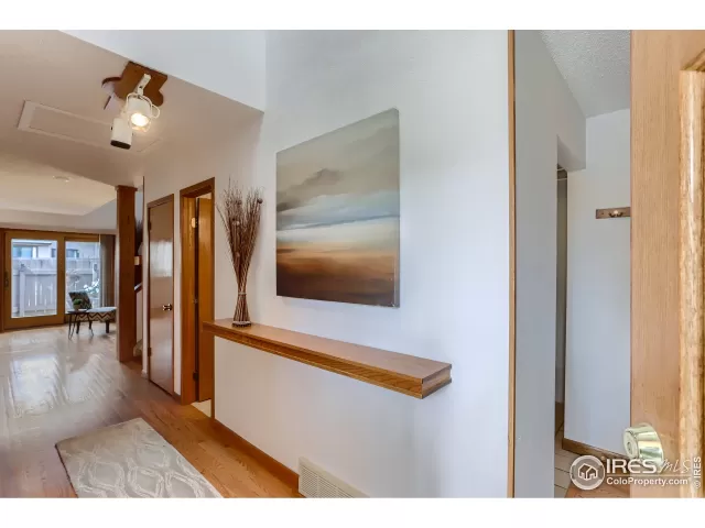 MLS: 961952 Condo For Sale