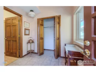 Photo #3: 962018 Listing