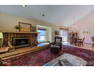 Photo #4: 962018 Listing