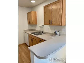 Photo #4: 962035 Listing