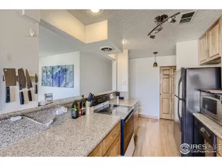 Photo #4: 962038 Listing