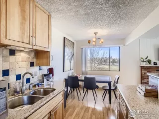 Photo #5: 962038 Listing