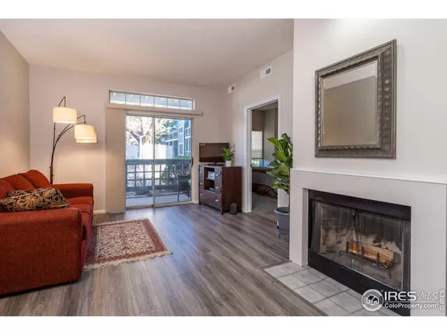 MLS: 962056 Condo For Sale