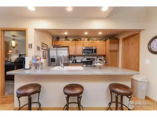 Photo #6: 962115 Listing