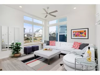 Photo #1: 962145 Listing