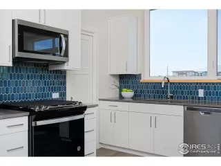 Photo #3: 962145 Listing