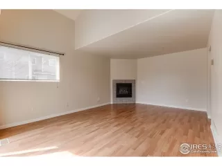 Photo #3: 962154 Listing