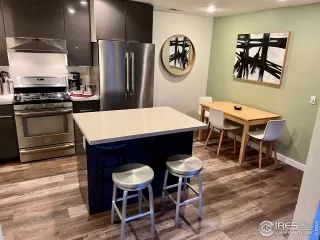 Photo #4: 962155 Listing