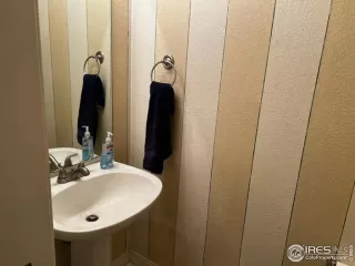 Photo #5: 962165 Listing