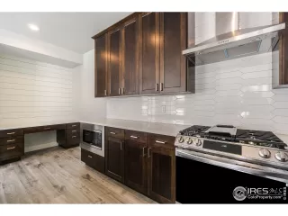 Photo #4: 962216 Listing