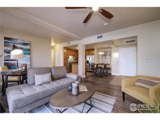 Photo #2: 962277 Listing