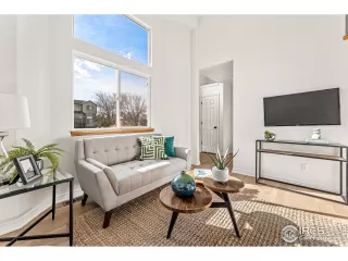 Photo #5: 962312 Listing 