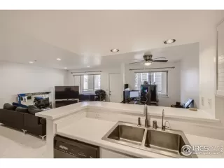 Photo #5: 962323 Listing