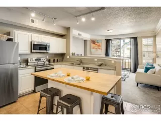 Photo #3: 962339 Listing