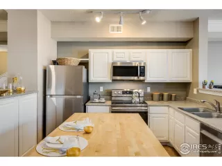 Photo #4: 962339 Listing