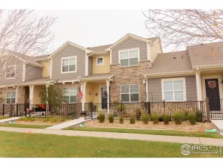 Photo #2: 962356 Listing