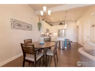 Photo #5: 962356 Listing