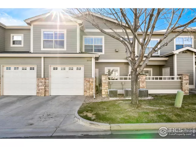 MLS: 962397 Condo For Sale