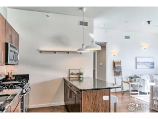 Photo #6: 962404 Listing