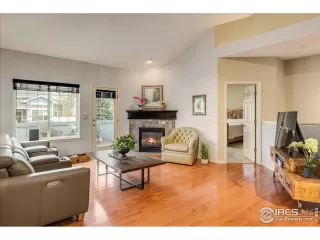 Photo #4: 962423 Listing