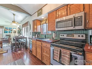 Photo #6: 962442 Listing