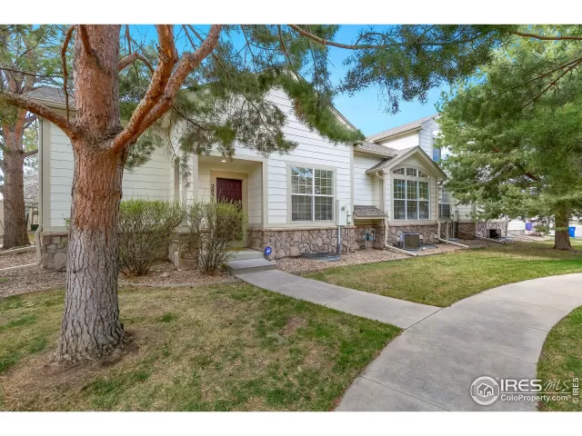 MLS: 962487 Condo For Sale