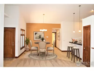 Photo #3: 962521 Listing