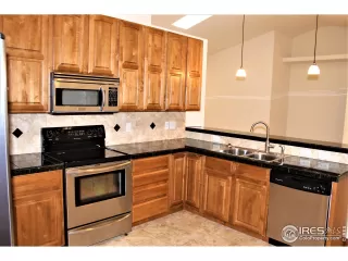 Photo #4: 962521 Listing