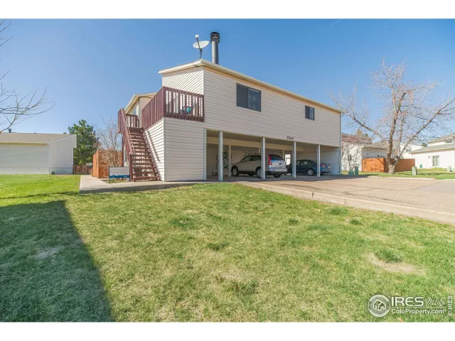 MLS: 962557 Condo For Sale