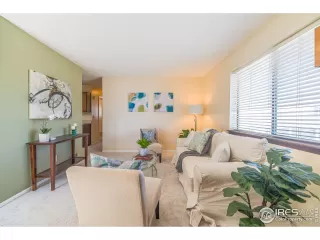 Photo #2: 962557 Listing 