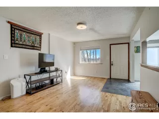 Photo #5: 962587 Listing 