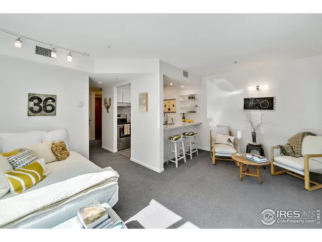 MLS: 962594 Condo For Sale