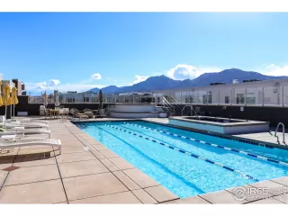 Photo #1: 962605 Listing